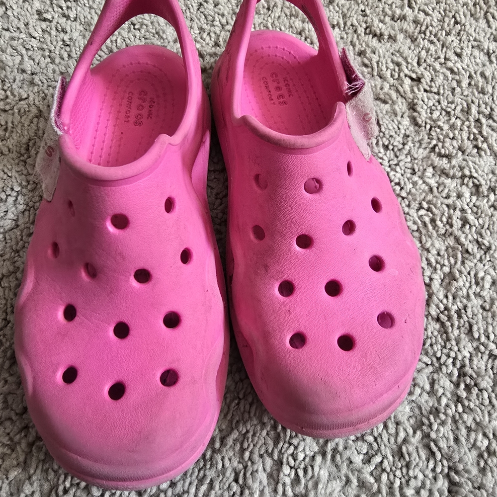 CROCS Kids Vibrant Pink Water Shoes